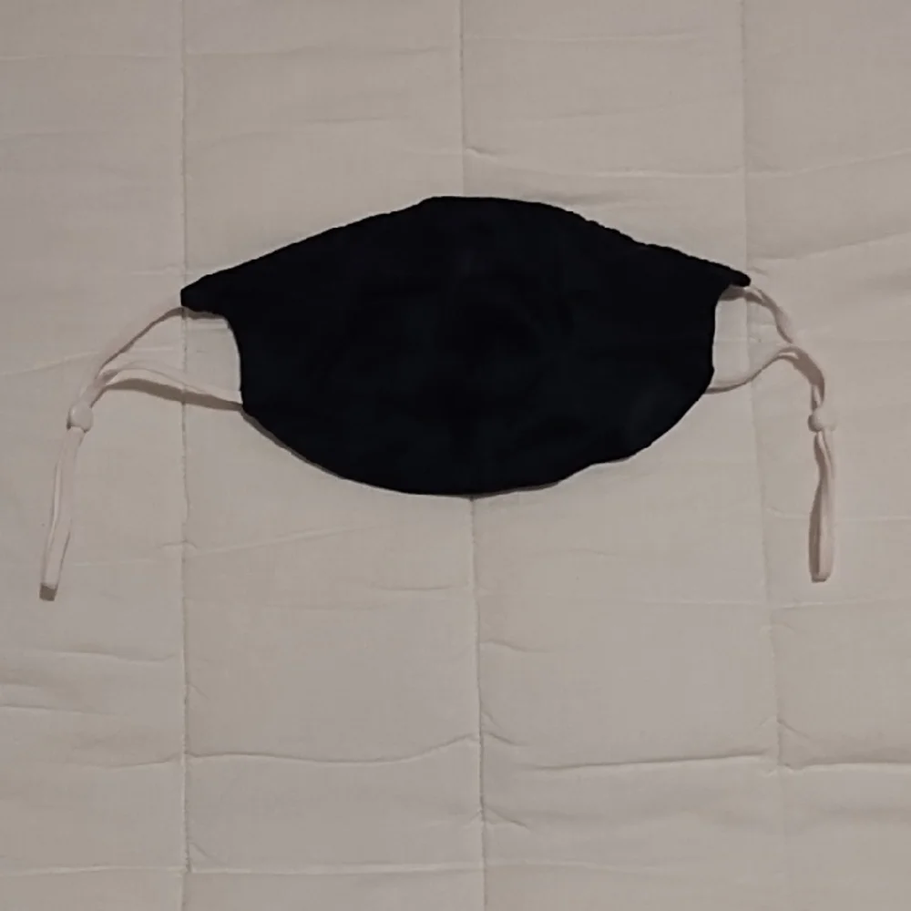 100% Silk Black Face Mask With Adjustable Straps